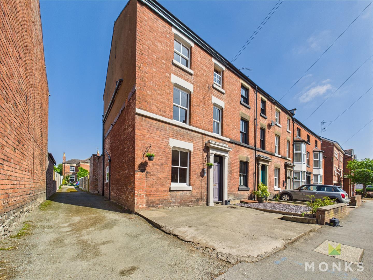 12 Roft Street, Oswestry, SY11 2ET For Sale